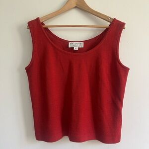 Vintage St. John Red Sleeveless knit top ❤️